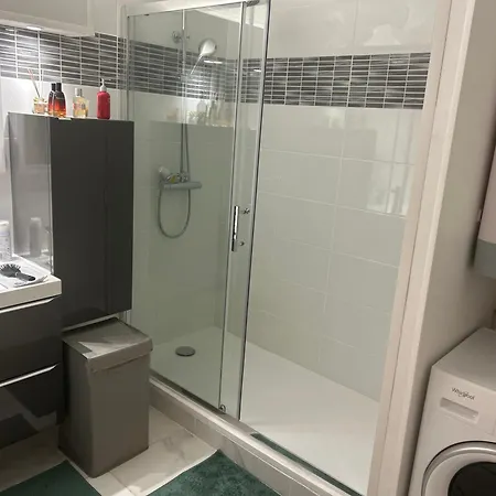 Spacieux Climatisé Piscines