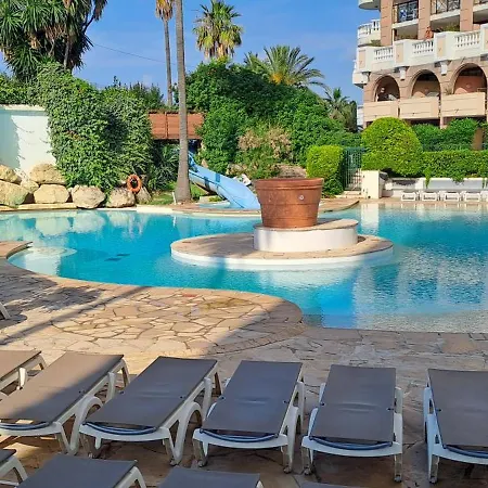 Appartement Spacieux Climatise Piscines *